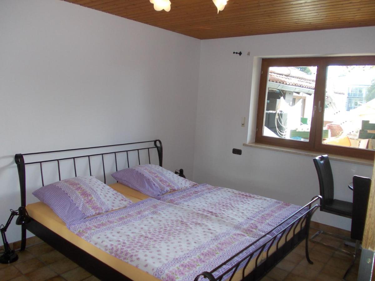 Xxl Apartment, 10 Beds, 4 Sleep-Rooms, 140Qm, 2 Wc, 2 Shower && Bruckmuhl Exterior photo